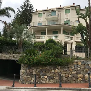 villa-emma.hotelitalianriviera.com/